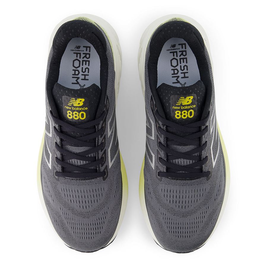  New Balance | M880J15